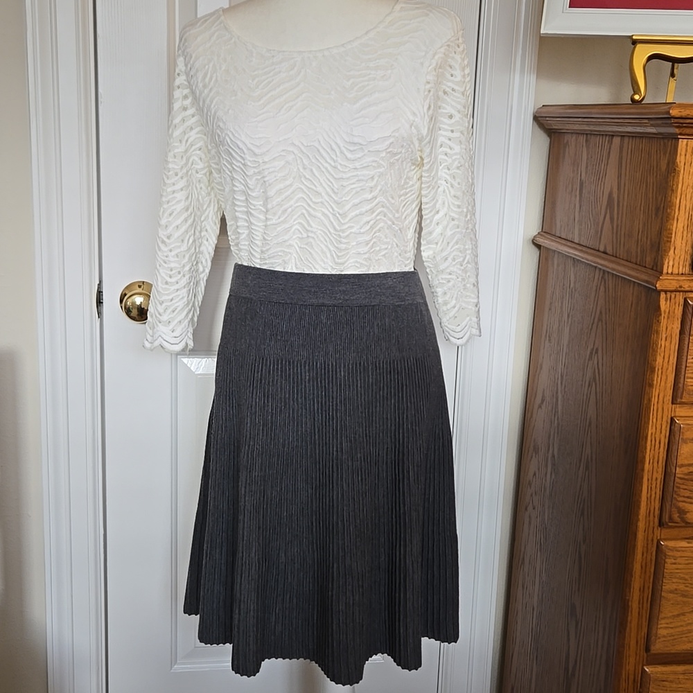 Talbots Charcoal Merino Wool Mini Pleated Sweater Skirt - EUC